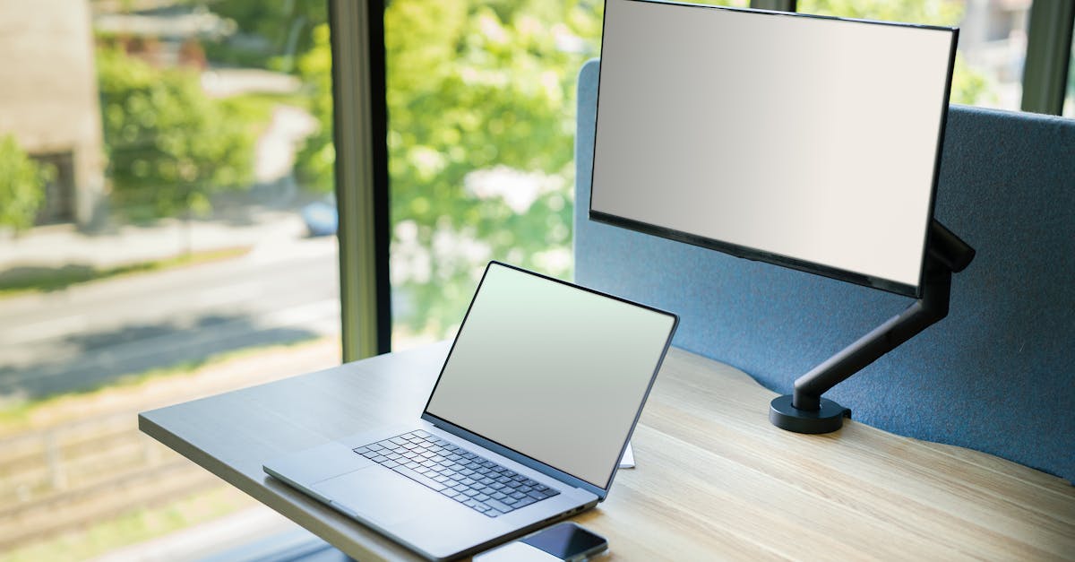 Pros and Cons of Using LCD Laptop Screens in Modern Devices